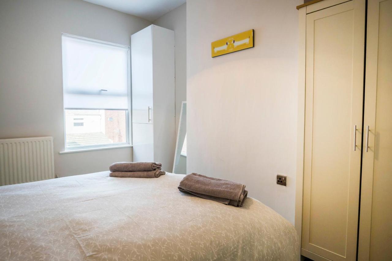 צ'סטר Spacious, Modern 4 Bed House Close To City Centre מראה חיצוני תמונה