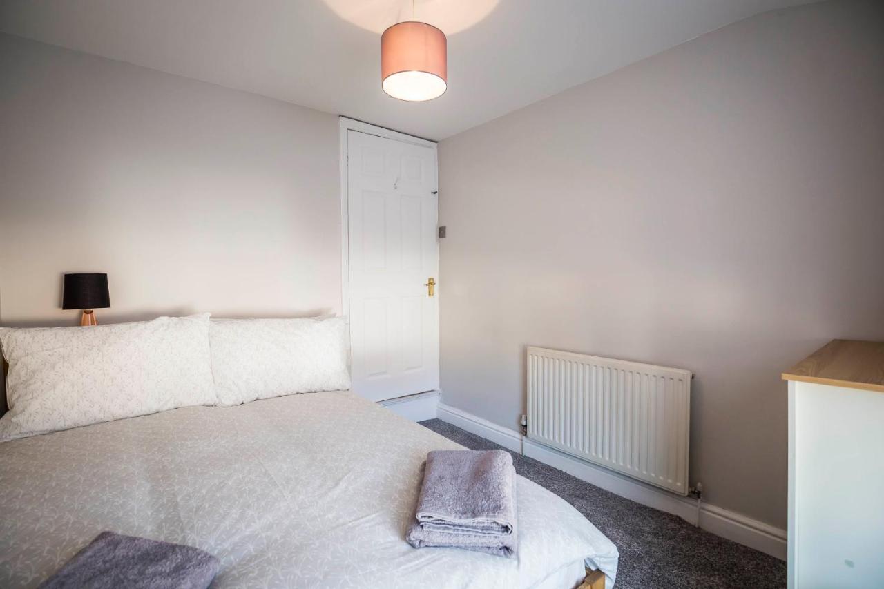 צ'סטר Spacious, Modern 4 Bed House Close To City Centre מראה חיצוני תמונה