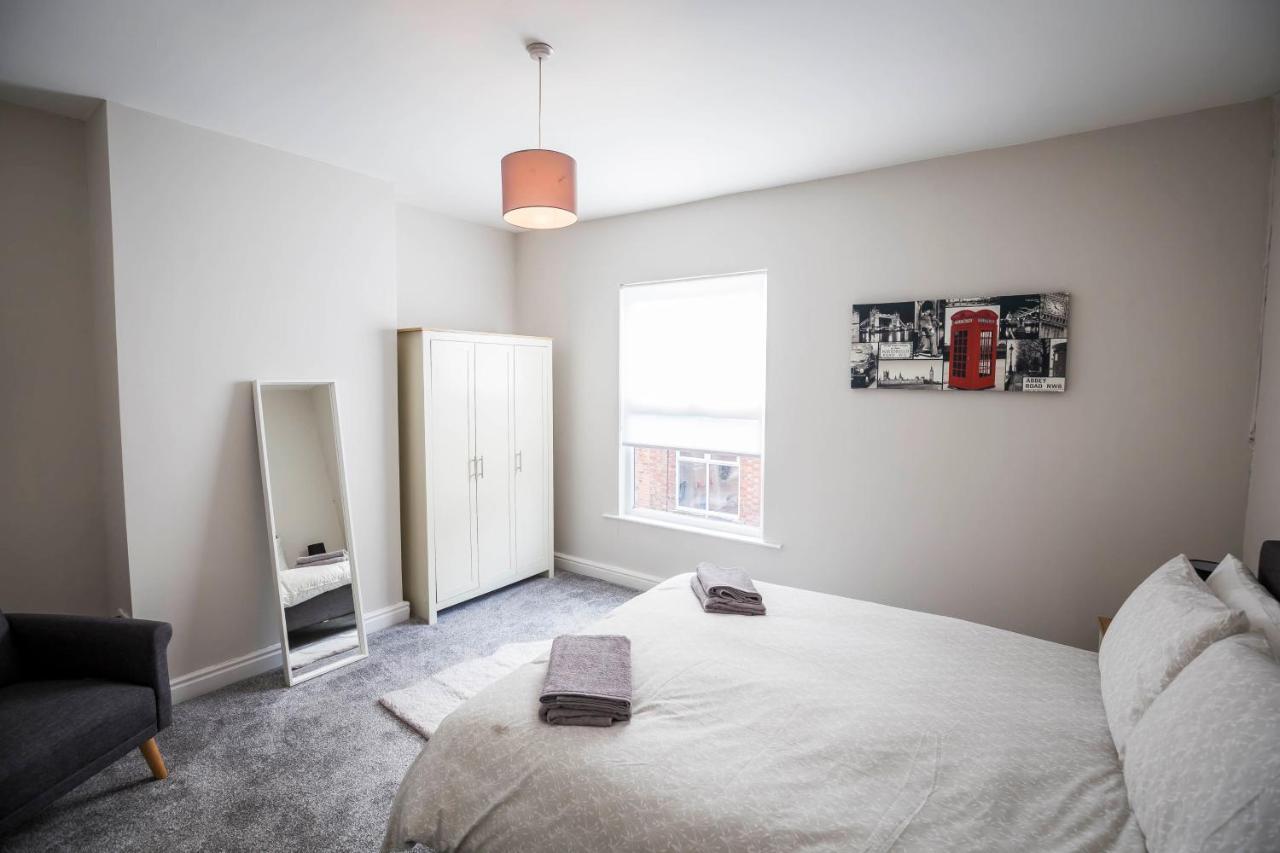 צ'סטר Spacious, Modern 4 Bed House Close To City Centre מראה חיצוני תמונה