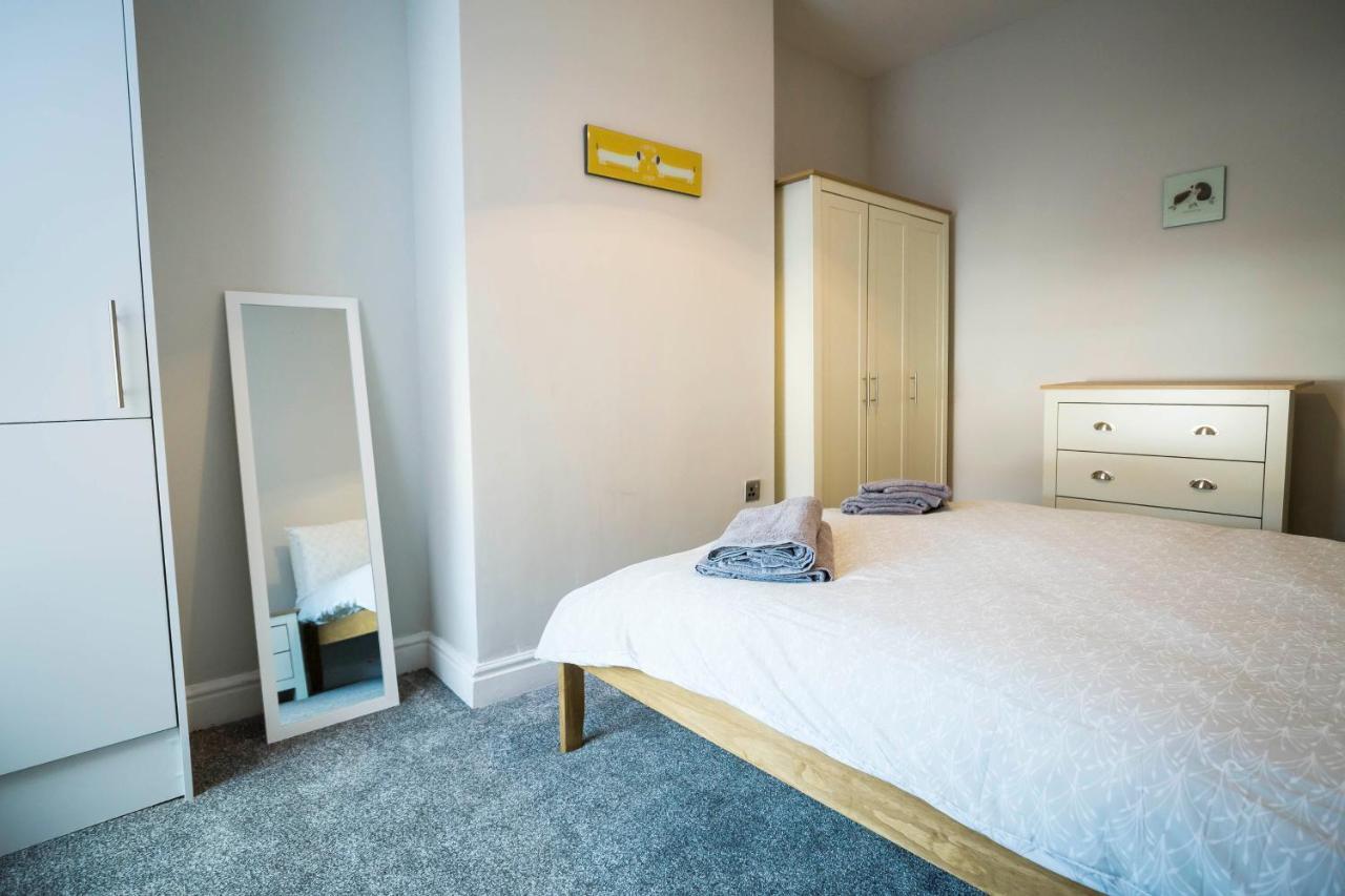 צ'סטר Spacious, Modern 4 Bed House Close To City Centre מראה חיצוני תמונה